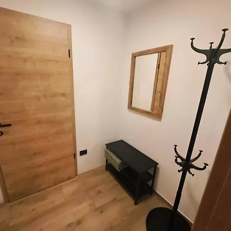 Riverside Apartma 2,
