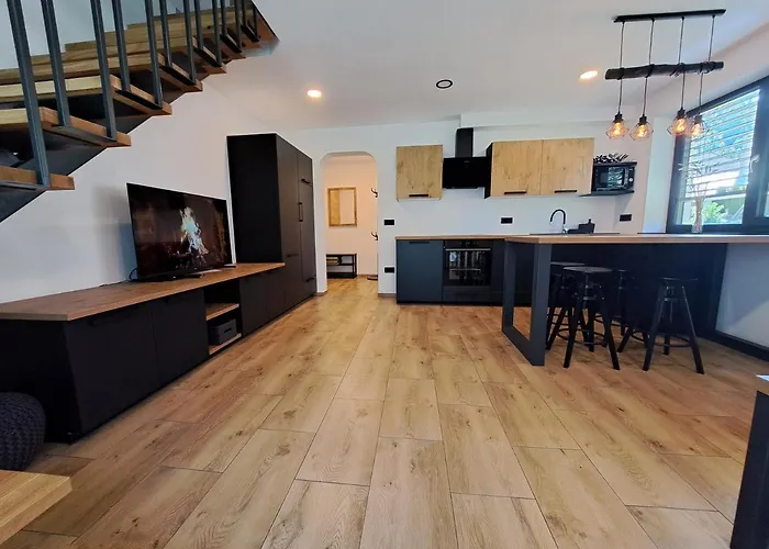 Riverside Apartma 2, كْرانْيِسكا غورا